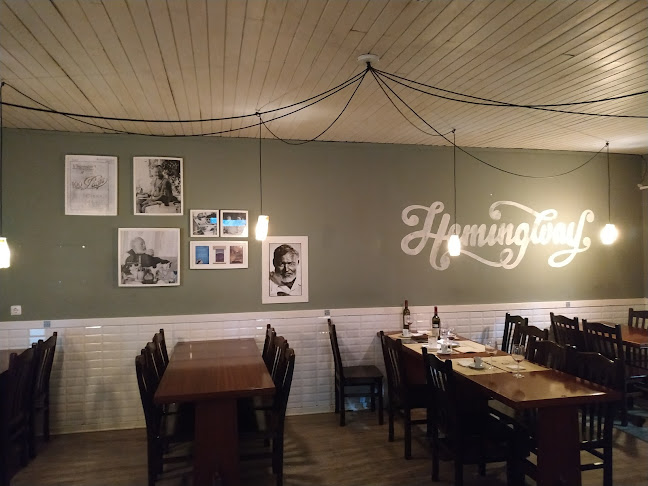 Reviews of Hemingway Bar Restaurante in Pedroso - Gastronomia e hotelaria