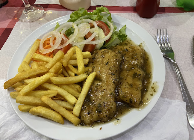 Rubi's Snack Bar - Gastronomia e hotelaria