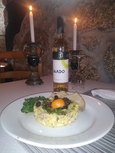 R. Sacadura Cabral 41 2, 6270-108 Loriga