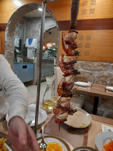 Opinii despre Restaurante Charrua în Paços de Ferreira - Gastronomia e hotelaria