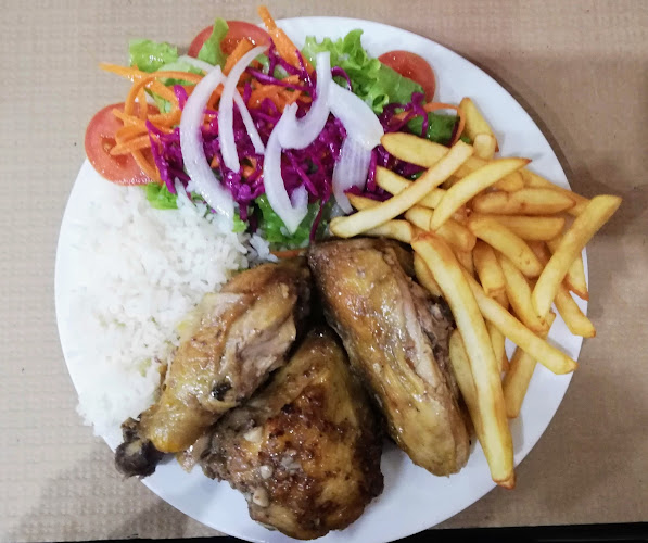 Restaurante 'Sonabrasa' - Gastronomia e hotelaria