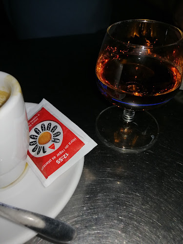 Opinii despre CAFÉ DO SANTOS în Caldas da Rainha - Gastronomia e hotelaria