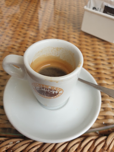 Golden Gate Grand Café Open Times