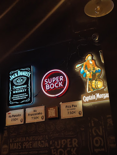 The Rolling Sports Bar