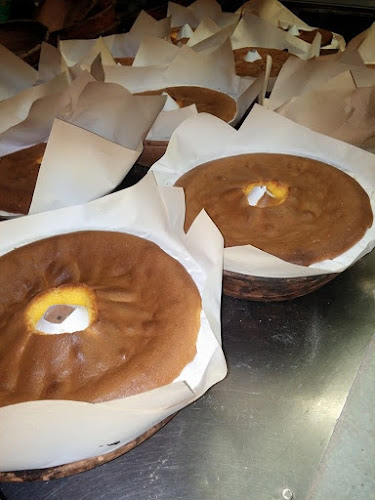 Opinii despre Margem Do Atlântico - Pão Quente E Pastelaria, Lda. în Canidelo - Gastronomia e hotelaria