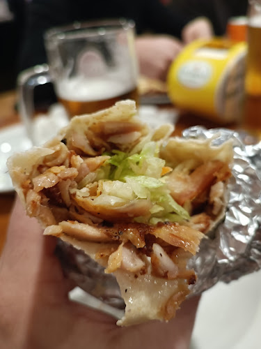 Estambul Doner Kebap - Gastronomia e hotelaria