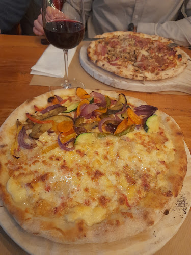 Comentarii opinii despre Giosário