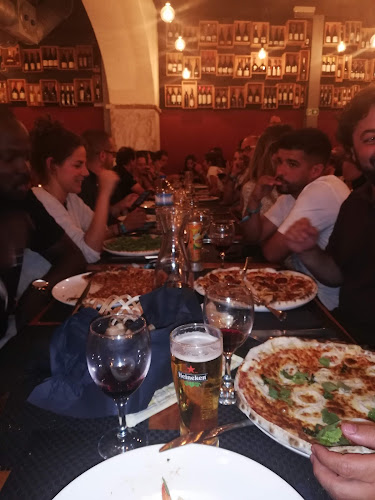 Comentarii opinii despre Máfia das Pizzas