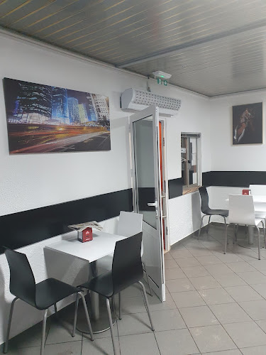 Comentarii opinii despre CAFÉ DO SANTOS