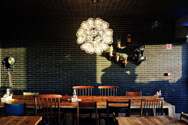 Cais do Paraiso 19, 3810-146 Aveiro