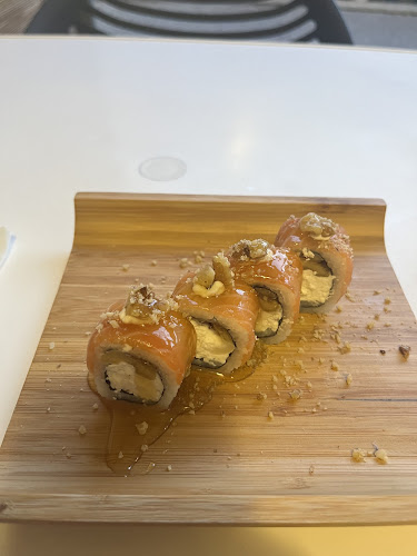 Wow Sushi Bar - Gastronomia e hotelaria