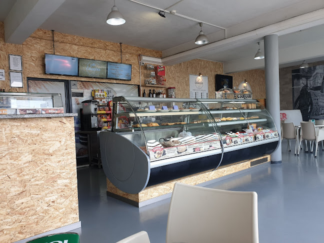 Comentarii opinii despre 3°estação café