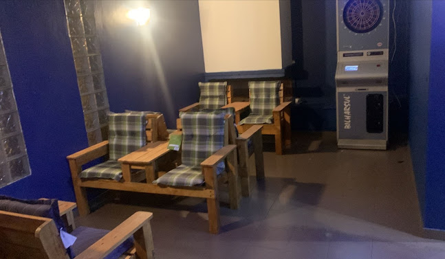 Oasis Bar - Gastronomia e hotelaria