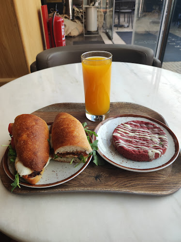 Opinii despre Bread & Friends în Lisboa - Gastronomia e hotelaria