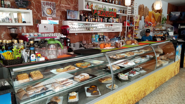 Comentarii opinii despre Dino Pão