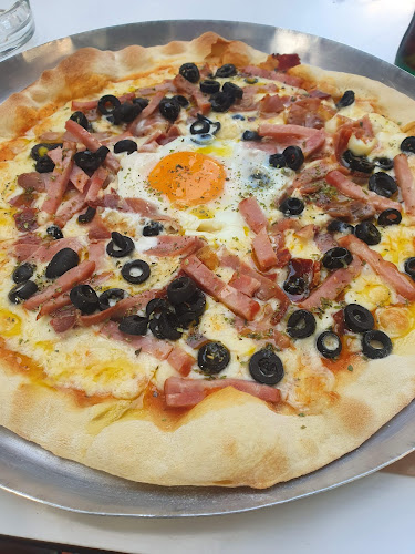 R. Olivério Serpa 1A, 2825-443