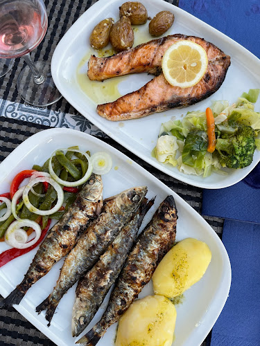 Opinii despre Muralha do Rio în Porto - Gastronomia e hotelaria