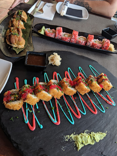 Comments and reviews of Club Nau