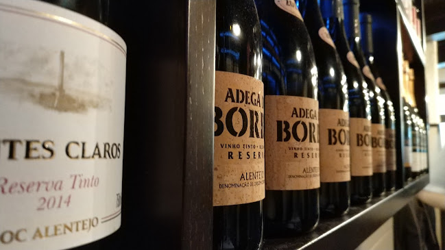 Os Compadres - Gastronomia e hotelaria