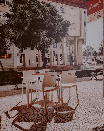 Café Pastelaria Sítio do costume