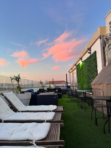 Skybar Lagos - Gastronomia e hotelaria