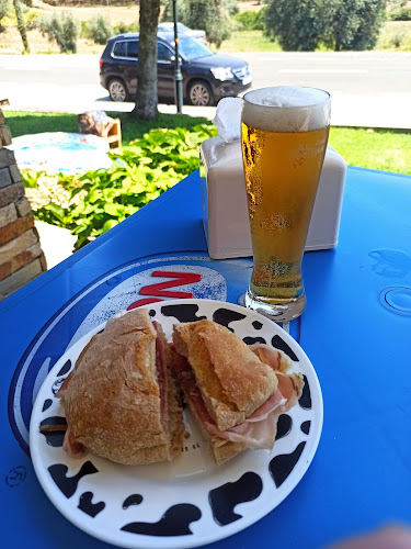 Opinii despre Bar Do Mercado în Pedrógão Pequeno - Gastronomia e hotelaria