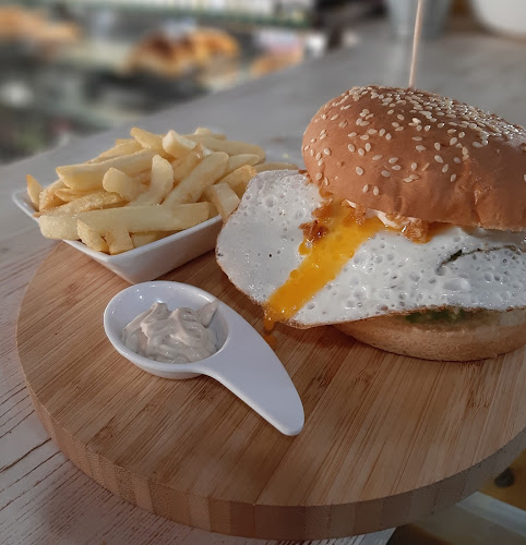 Rua Brites de Almeida 14 16A, 8000-234 Faro