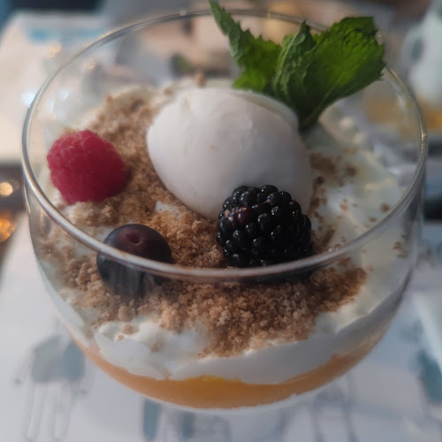 O Bairro - Gastronomia e hotelaria