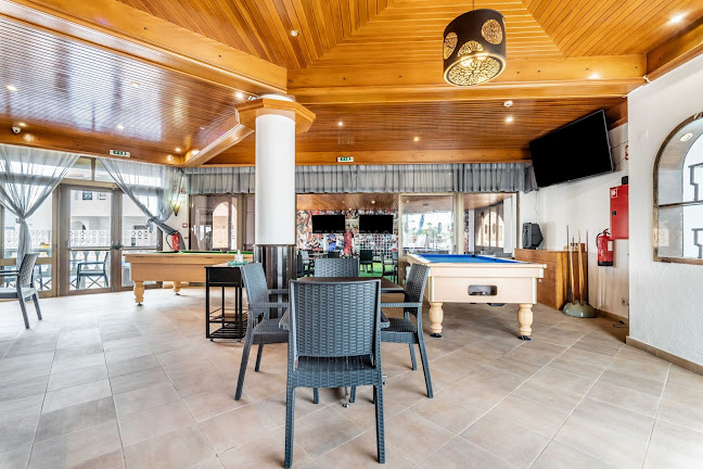 Pints and & Pitchers Sports Bar - Albufeira