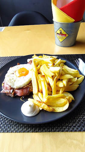 R. Central da Gandra 1349, Porto