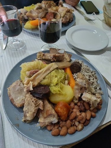 Gruta do Trancão - Gastronomia e hotelaria