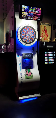 Monkey Bar - Gastronomia e hotelaria