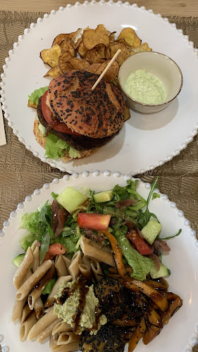 Raiz - O Vegetariano do Bairro - Gastronomia e hotelaria