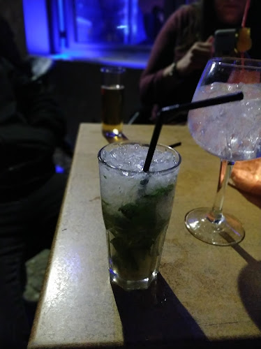 Outro Bar - Gastronomia e hotelaria