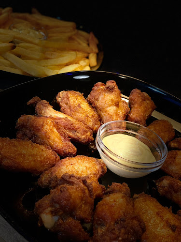 Bar House "cantinho da preta lounge bar " - Gastronomia e hotelaria