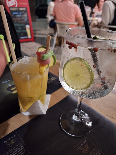 Opinii despre Magnetic în Lisboa - Gastronomia e hotelaria