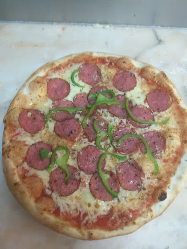 Opinii despre Ristorante & Pizzeria Al Capone în Portimão - Gastronomia e hotelaria