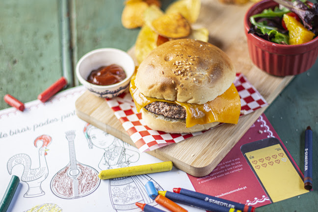 R. Padre Alfredo da Rocha Martins 9 R/C, 4750-255 Barcelos