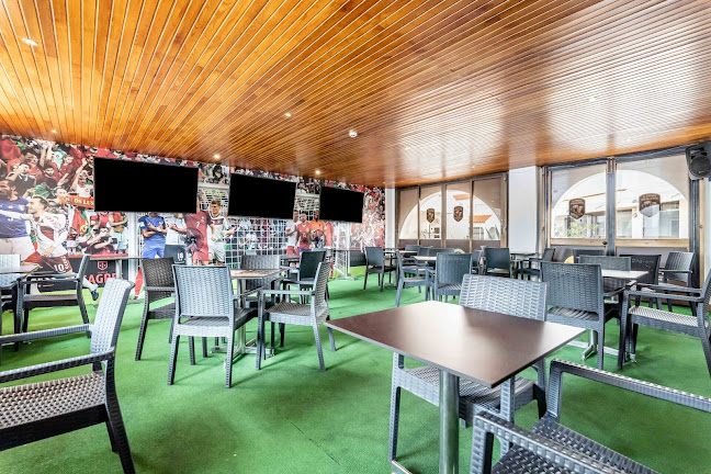 Opinii despre Pints and & Pitchers Sports Bar în Albufeira - Gastronomia e hotelaria