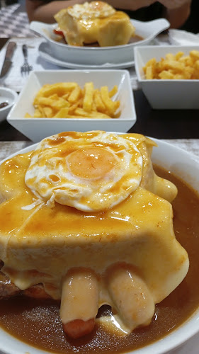 Restaurante Hell Bull - Steakhouse e Tapas - Gastronomia e hotelaria