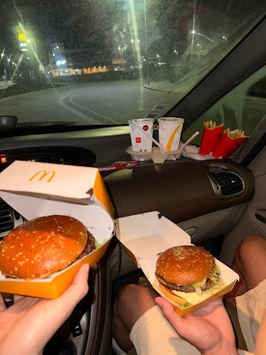 McDonald's Santo Tirso - Gastronomia e hotelaria