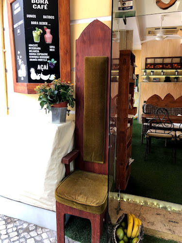 Comentarii opinii despre Bora Café