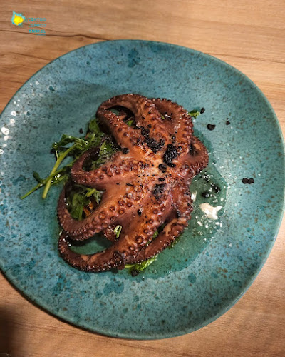 R. Pereiras 19, 4805-534 Sande (São Martinho)