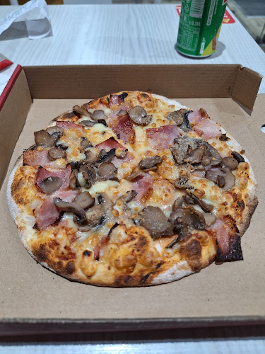 Opinii despre Telepizza Benfica în Lisboa - Gastronomia e hotelaria