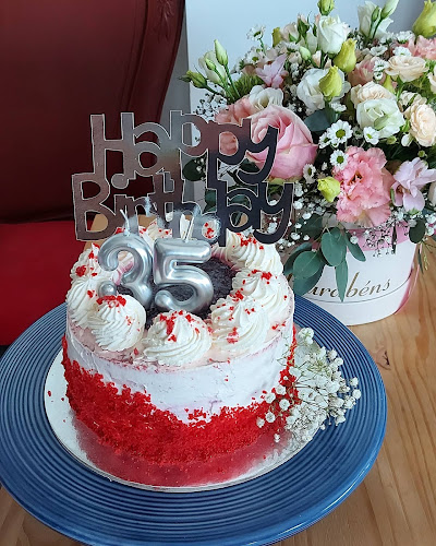 Praça Francisco Sá Carneiro 402, 4580-824 Lordelo