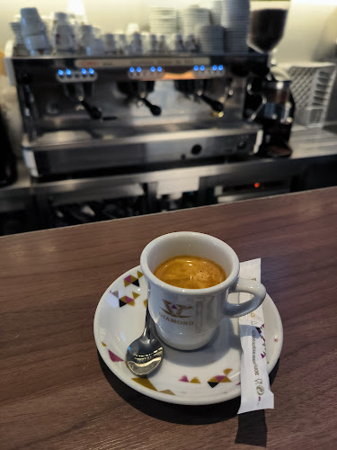 Ala Sul - café / bar - Gastronomia e hotelaria