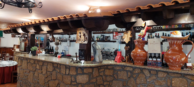 Adega Regional Do Castelo - Gastronomia e hotelaria