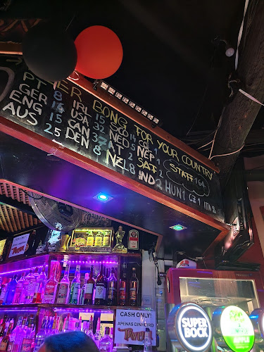 The Tavern - Gastronomia e hotelaria