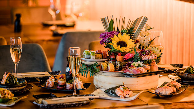 Opinii despre YÜJIN Sushi (São João da Madeira) în São João da Madeira - Gastronomia e hotelaria