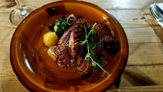 Taberna Rio - Gastronomia e hotelaria